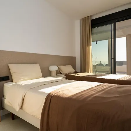 Apartment Med Blue By Time& *