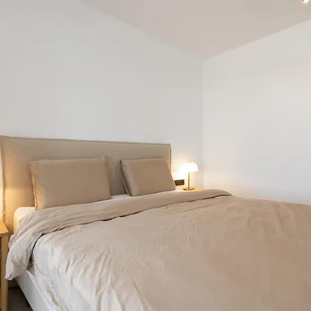 Med Blue By Time& Apartment *