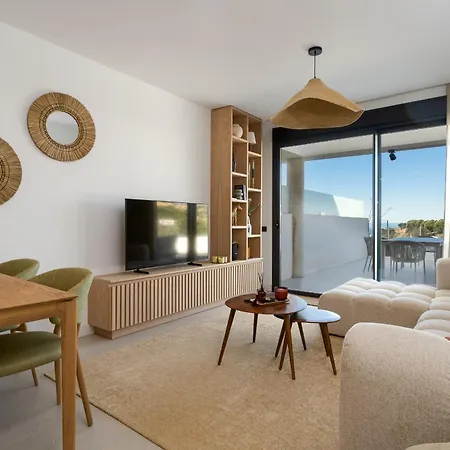 Apartment Med Blue By Time&